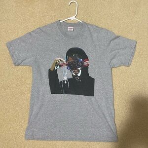 Grey men medium Supreme shirt